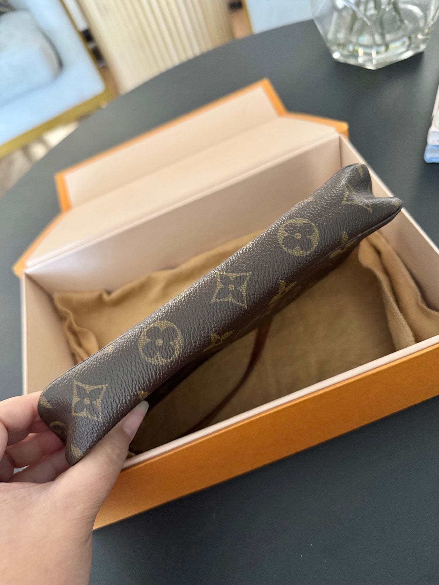 LOUIS VUITTON POCHETTE ACCESSOIRES