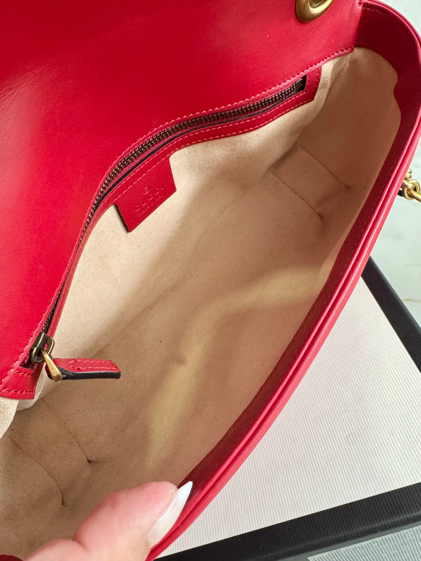 GUCCI MARMONT SMALL FLAP BAG