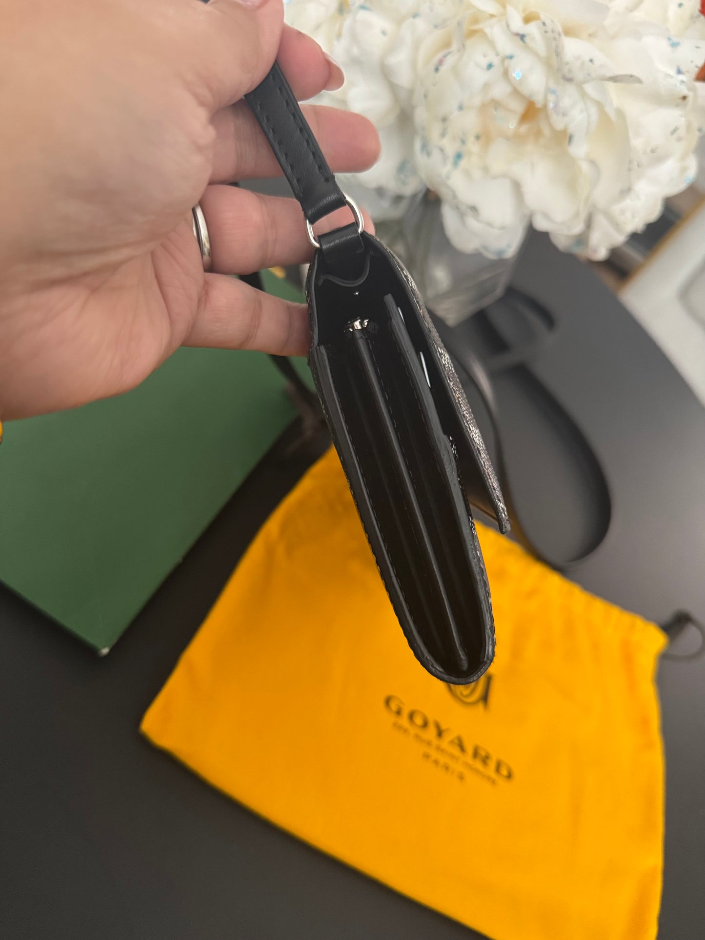 GOYARD VARENNE CONTINENTAL WALLET ON STRAP