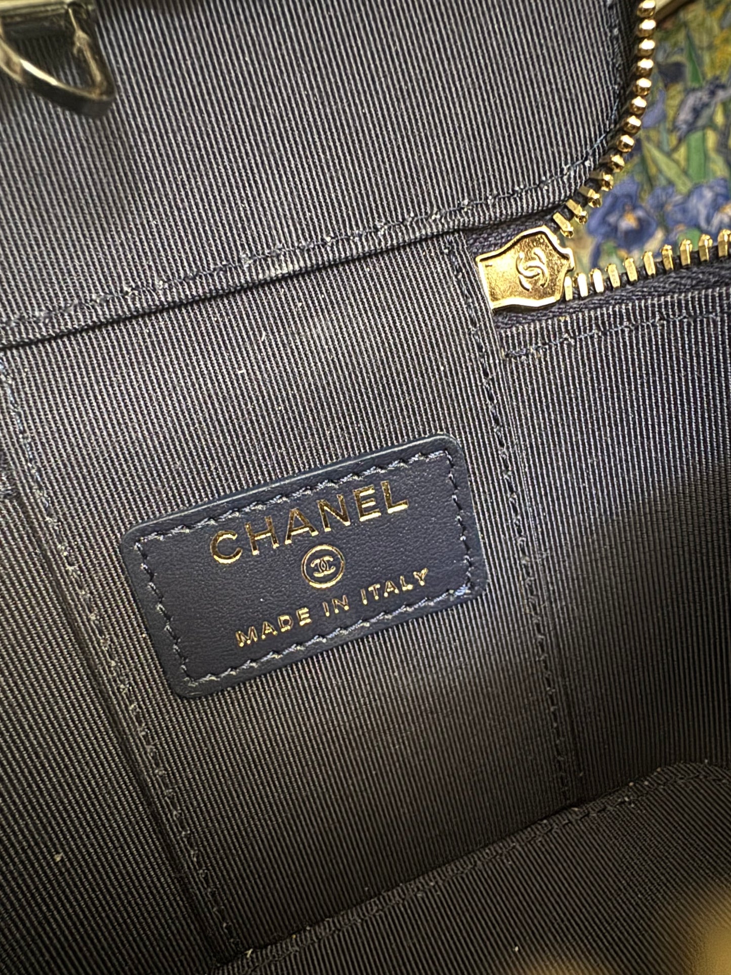 CHANEL MINI VANITY BAG