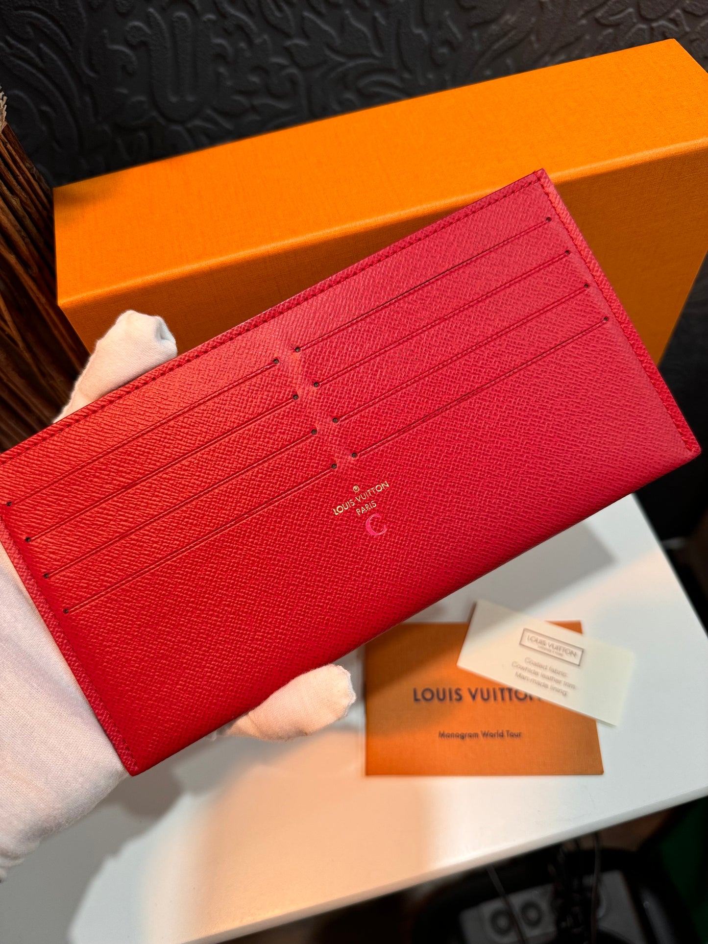 LOUIS VUITTON LIMITED EDITION WORLD TOUR FELICIE POCHETTE IN MONOGRAM CANVAS.