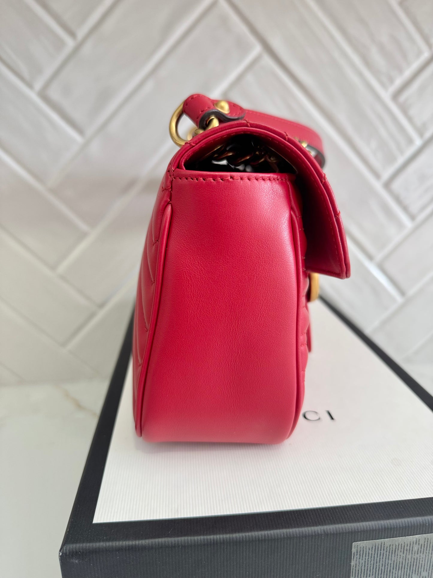 GUCCI MARMONT SMALL FLAP BAG