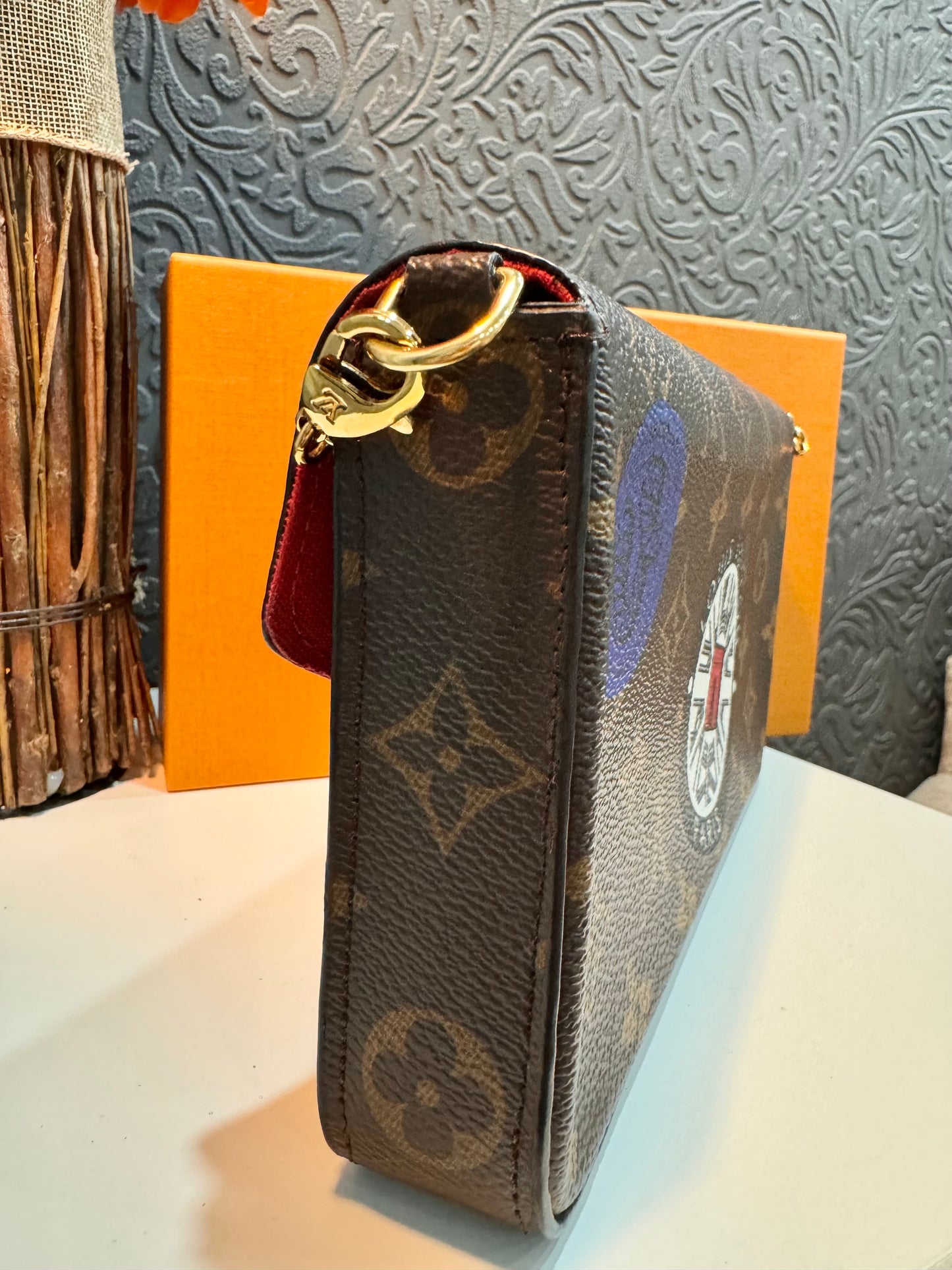 LOUIS VUITTON LIMITED EDITION WORLD TOUR FELICIE POCHETTE IN MONOGRAM CANVAS.