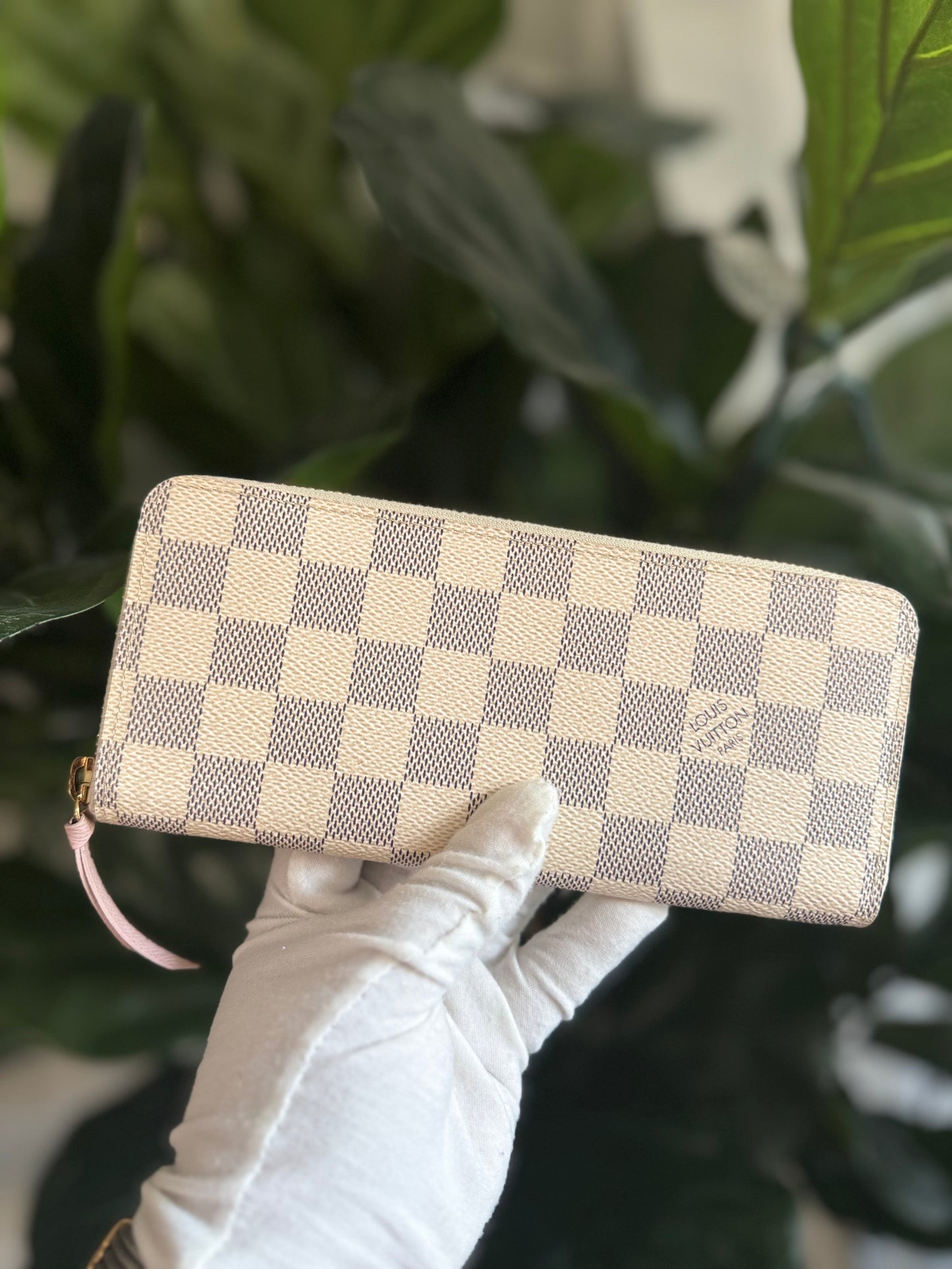 LOUIS VUITTON CLEMENCE WALLET IN DAMIER AZUR WITH ROSE BALLERINE INTERIOR