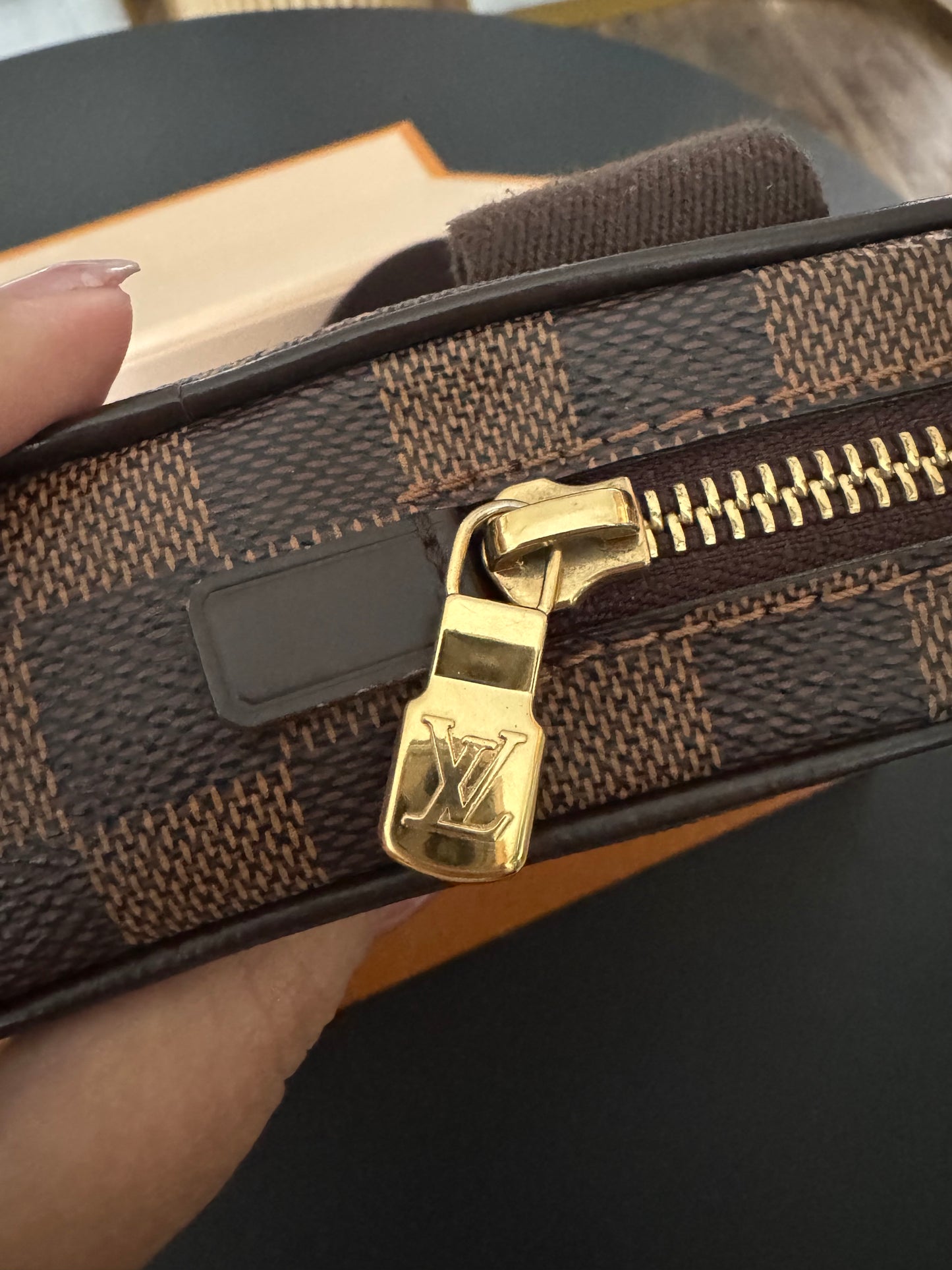 LOUIS VUITTON BROOKLYN BUMBAG/ BELT BAG/ BODY BAG