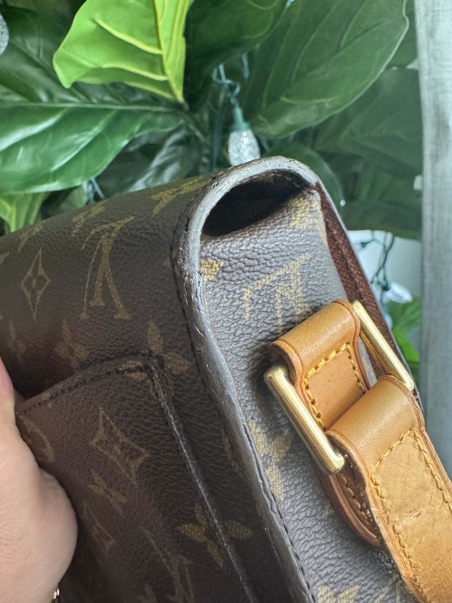 LOUIS VUITTON ST CLOUD GM CROSSBODY BAG