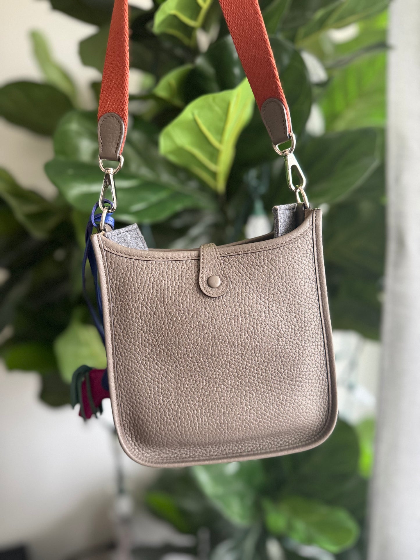 HERMES EVELYNE TPM CROSSBODY BAG