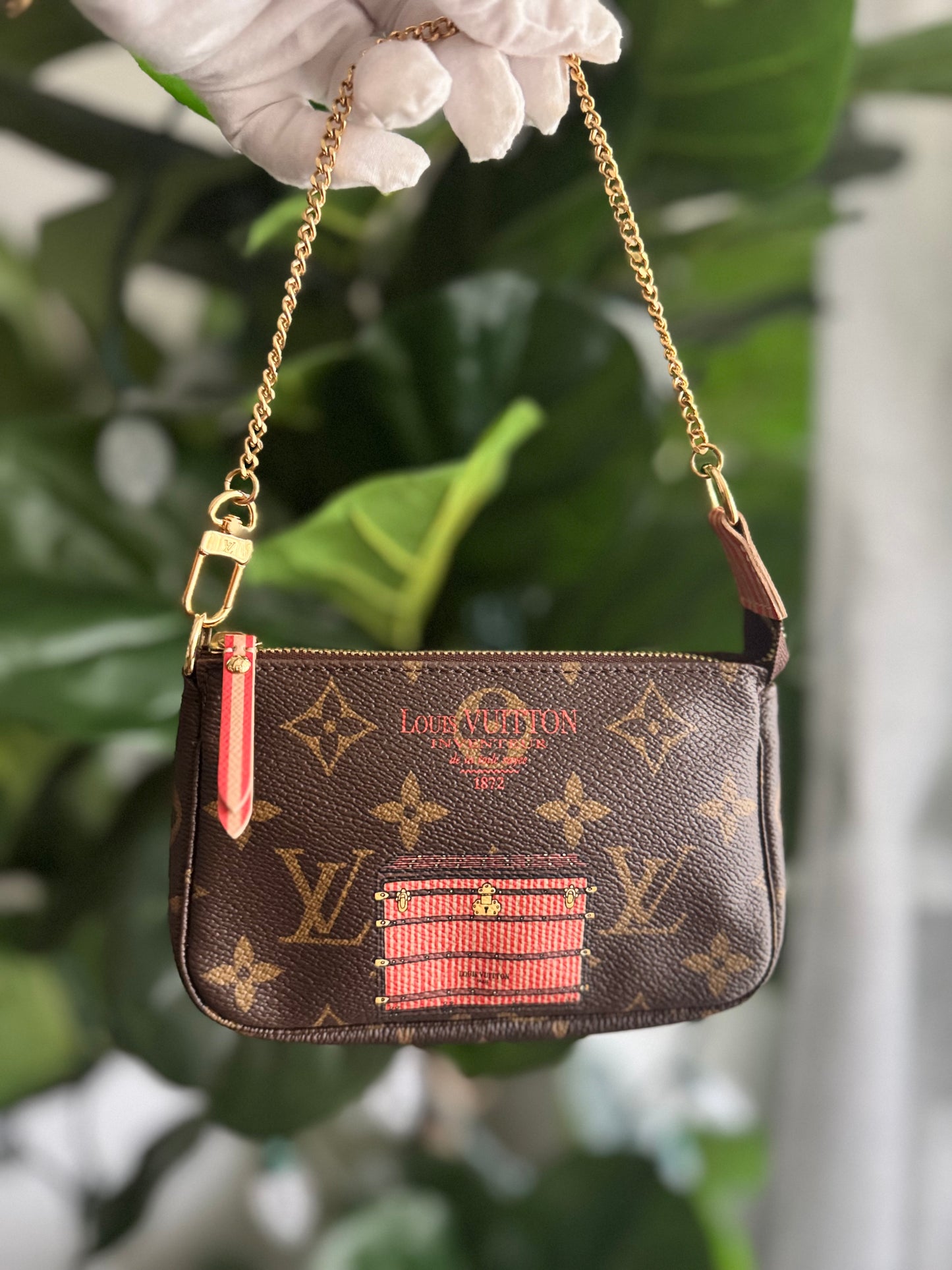 LOUIS VUITTON BAGS AND TRUNKS MINI POCHETTE