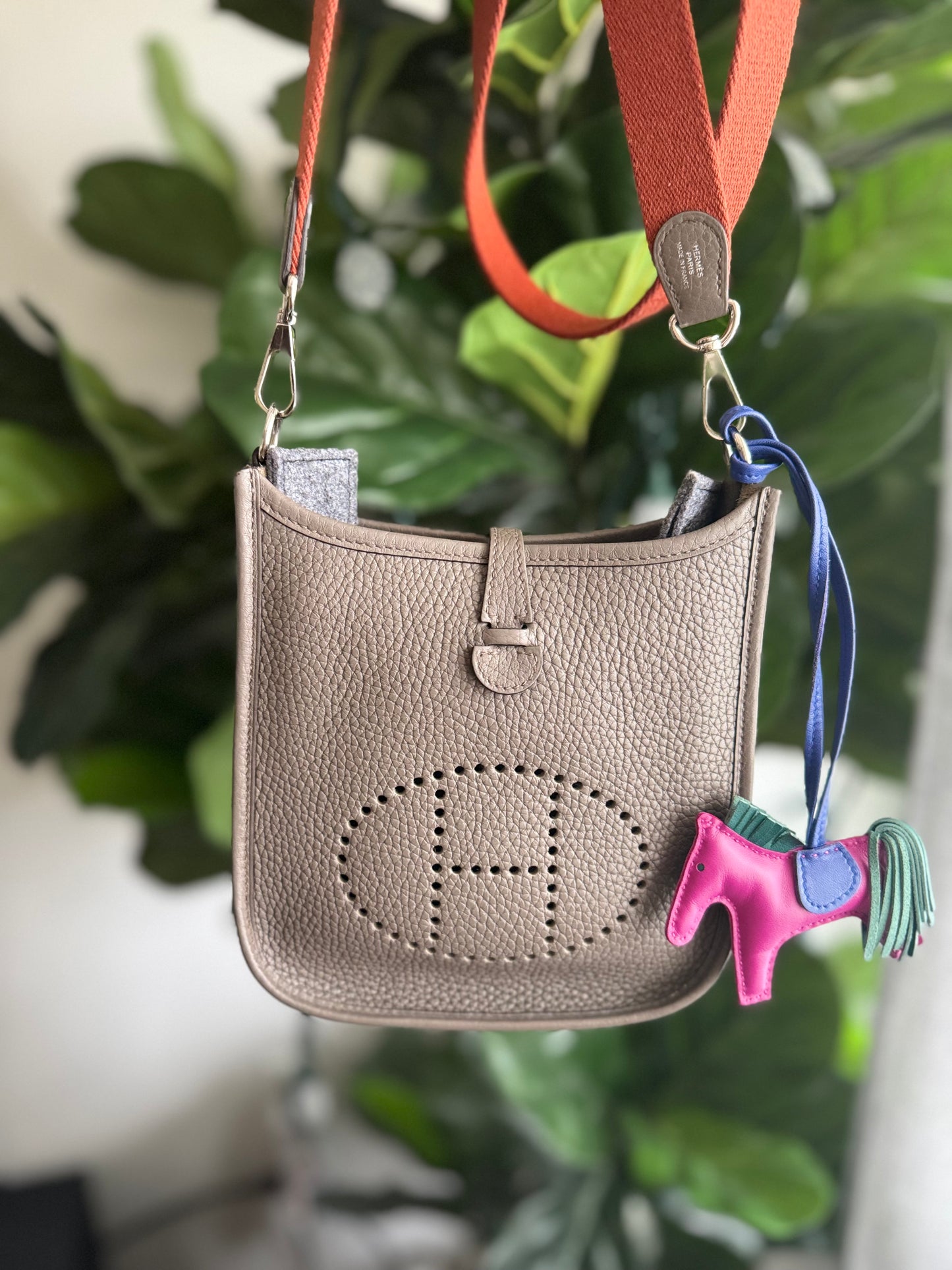 HERMES EVELYNE TPM CROSSBODY BAG