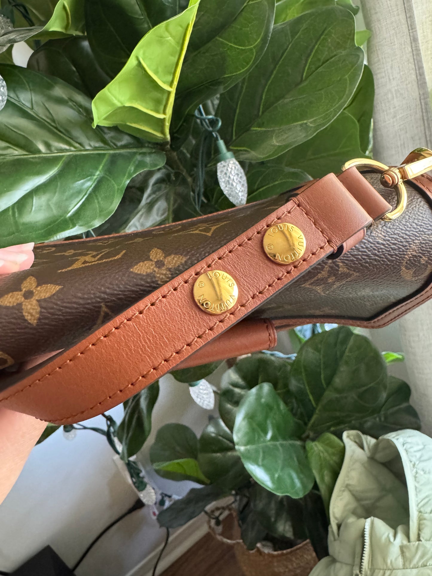 LOUIS VUITTON MINI DAUPHINE CROSSBODY / SHOULDER Bag