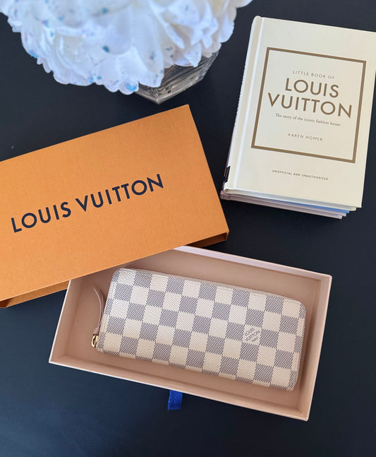 LOUIS VUITTON CLEMENCE WALLET IN DAMIER AZUR WITH ROSE BALLERINE INTERIOR