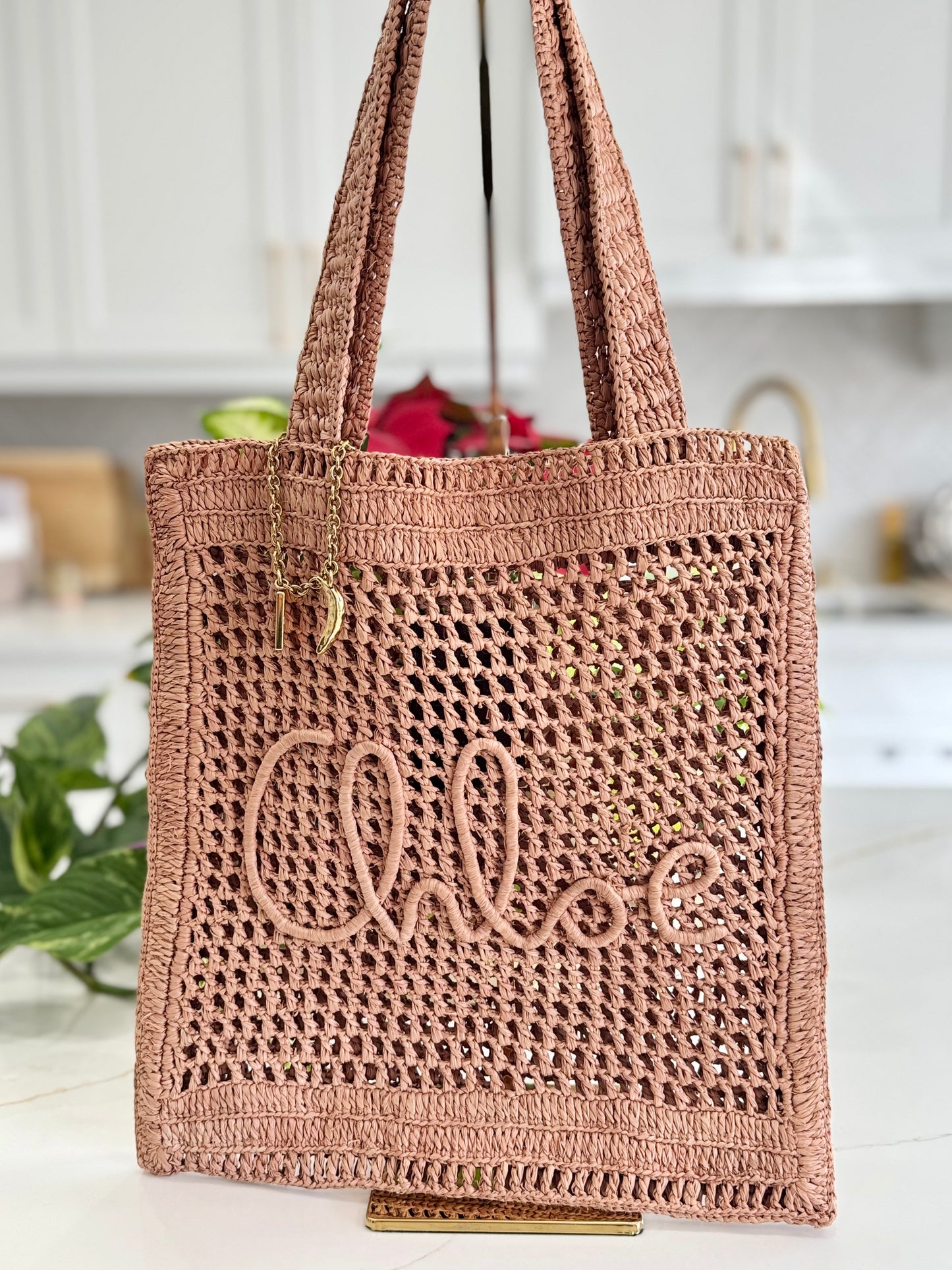 CHLOE SUMMER BANANA TOTE BAG IN RAFFIA