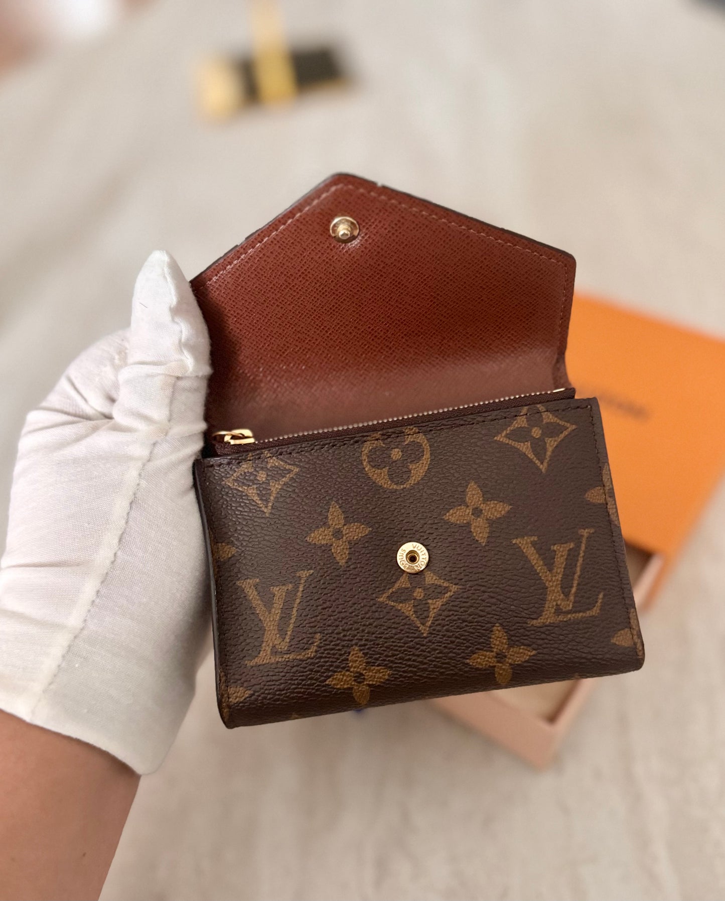 LOUIS VUITTON VICTORINE COMPACT WALLET