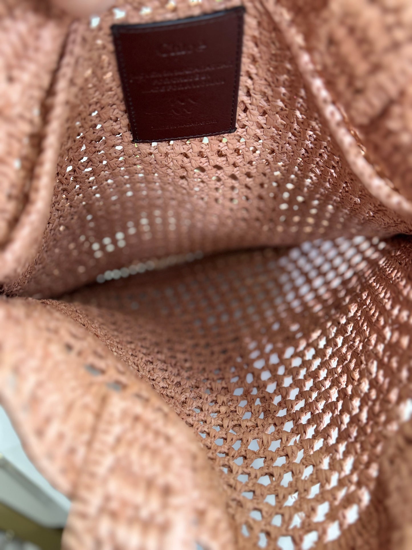 CHLOE SUMMER BANANA TOTE BAG IN RAFFIA