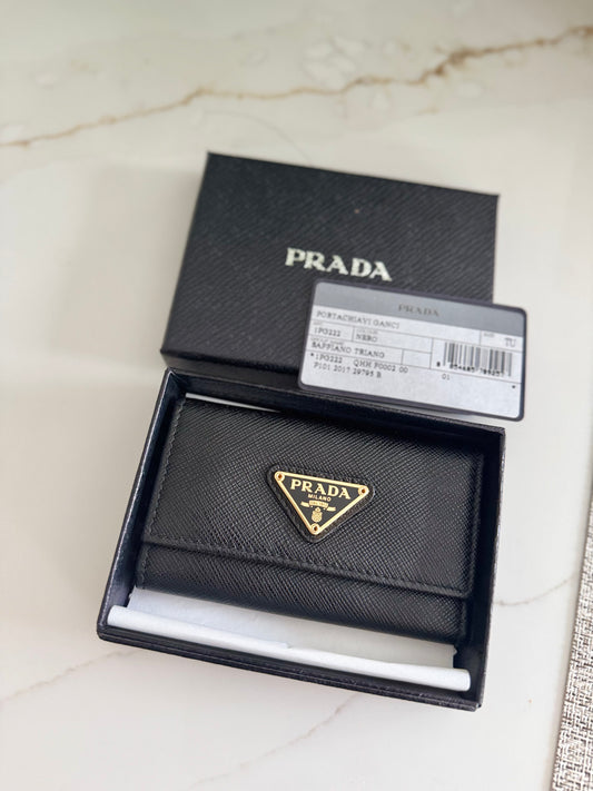 PRADA SAFFIANO LEATHER TRIANGLE 6 KEY HOLDER
