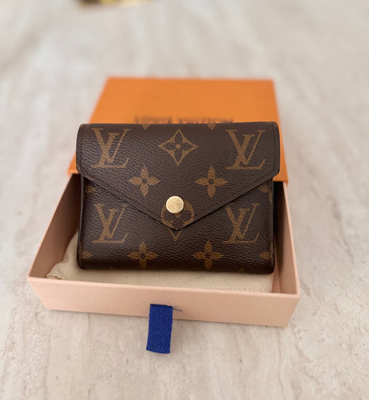 LOUIS VUITTON VICTORINE COMPACT WALLET