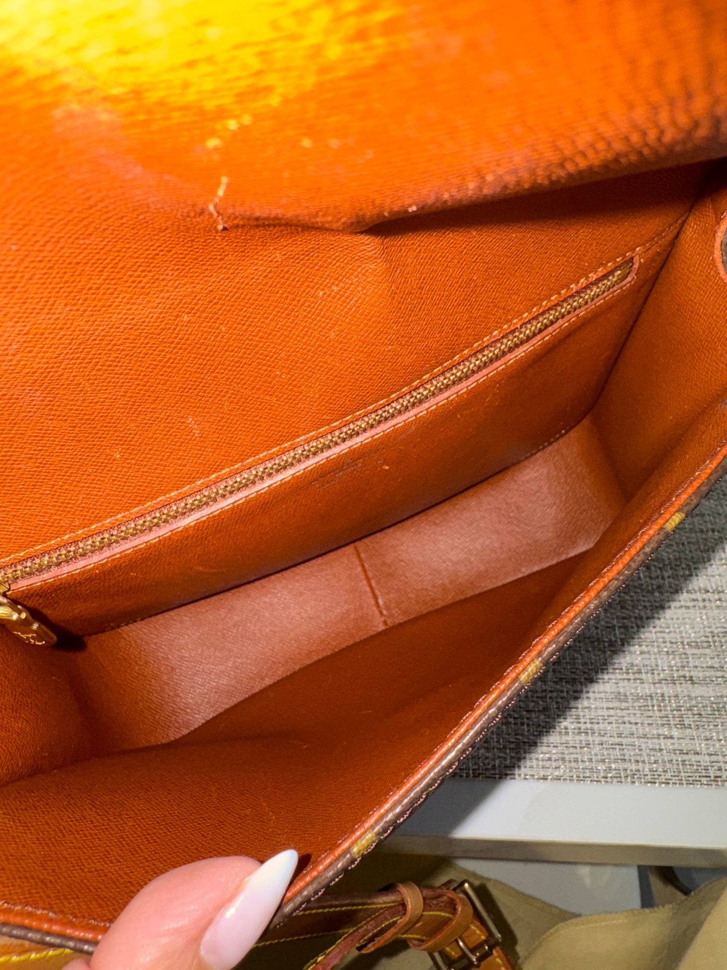LOUIS VUITTON ST CLOUD GM CROSSBODY BAG