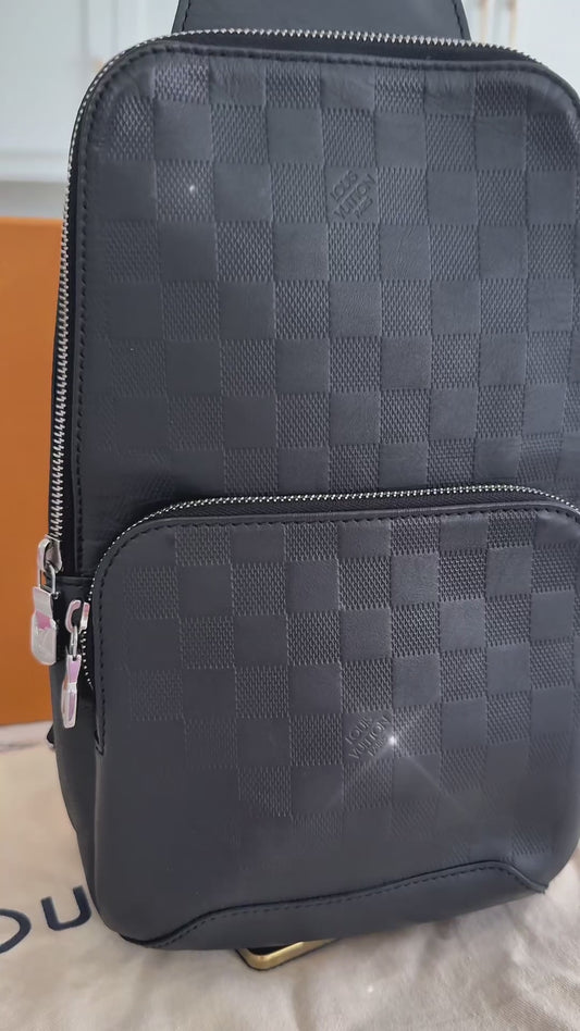 Microchipped Full Set Louis Vuitton Avenue Sling Bag in Onyx Infini Leather
